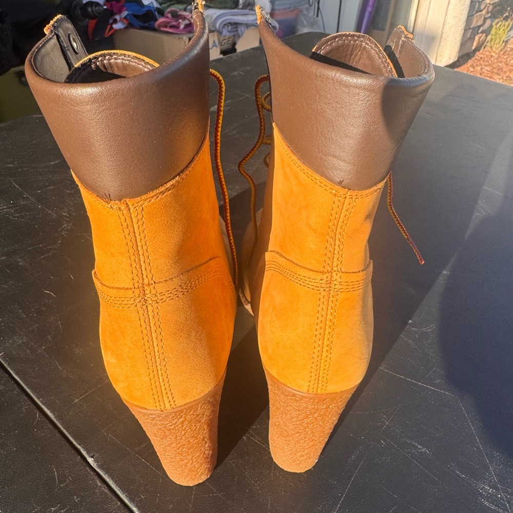 Timberland Women's Tan Leather Boots - Picture 7 of 8